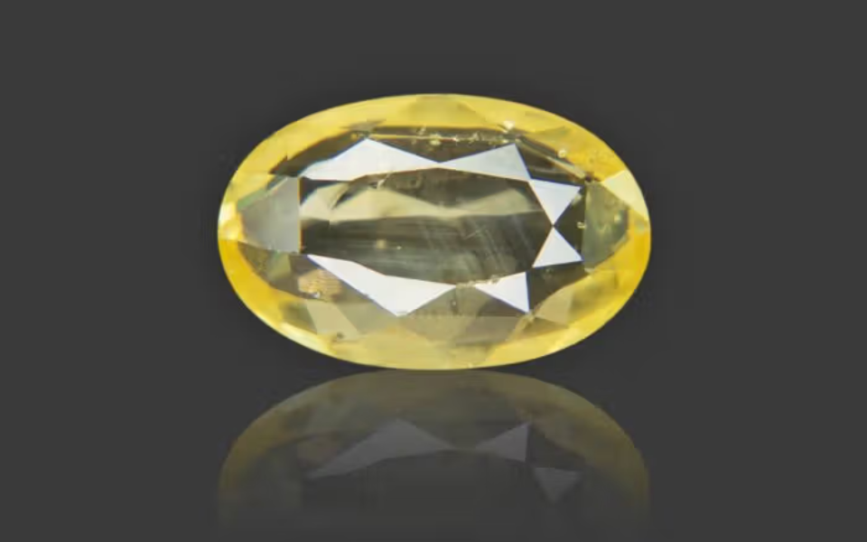 004 Yellow Sapphire - 3.73 Carat - Image 1