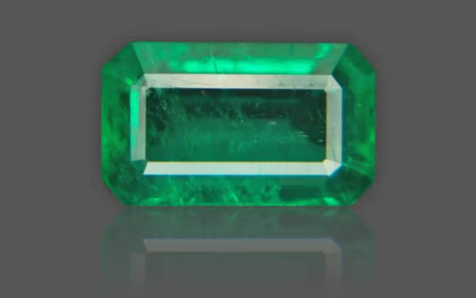 211 (39) Emerald - 3.52 Carat - Image 1