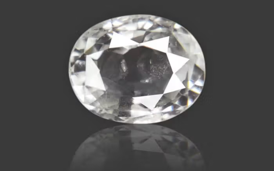 211 (63) White Sapphire - 3.81 Carat - Image 1