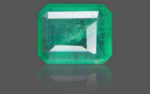 Emerald - 3.69 Carat - Image 3