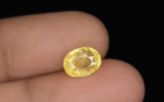 Yellow Sapphire - 4.02 Carat - Image 2