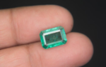 Emerald - 3.89 Carat - Image 2