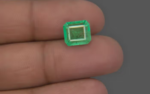 Emerald - 4.18 Carat - Image 3