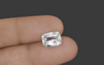 White Sapphire - 5.96 Carat - Image 3