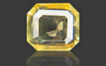 Yellow Sapphire - 3.82 Carat