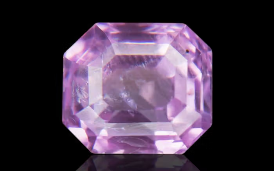 500 - 2026-07-27T224050.546 Pink Sapphire - 6.33 Carat - Image 1
