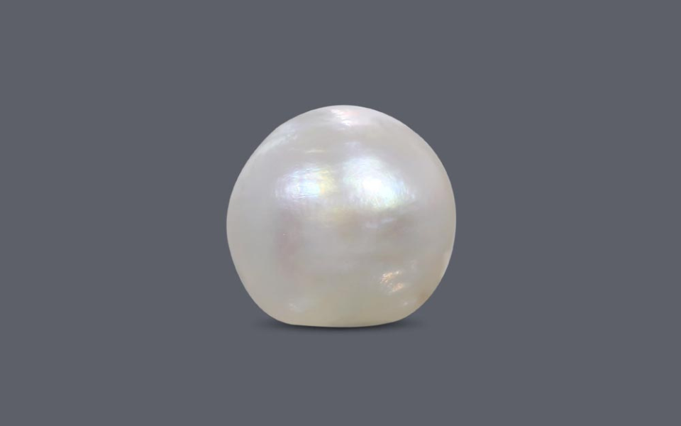 500 (97) Basra Pearl - 4.11 Carat - Image 1