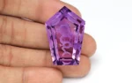 Dragon Carving in Amethyst - 52.25 Carats - Image 2