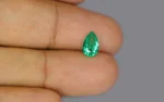 Minor Oil Emerald - 0.85 Carats - Image 2
