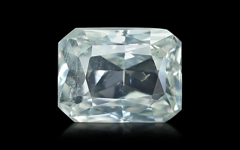 gp139849-1-60624 White Sapphire 9x7 MM - 3.15 Carats - Image 1