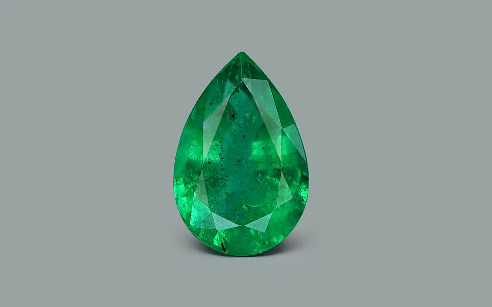 gp145079-1-300625 Minor Oil Vivid Green Emerald - 2.15 Carats - Image 1