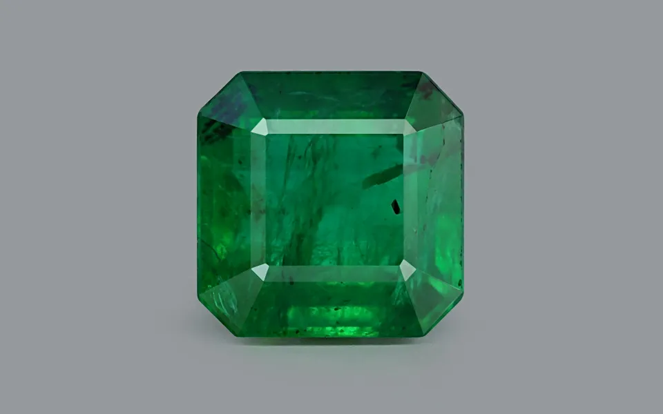 gp145082-1-300625 Minor Oil Vivid Green Emerald - 4.70 Carats - Image 1