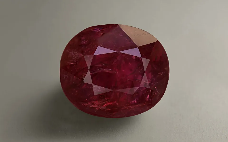 gp159456-1-130526 Ruby - 4.18 Carats - Image 1
