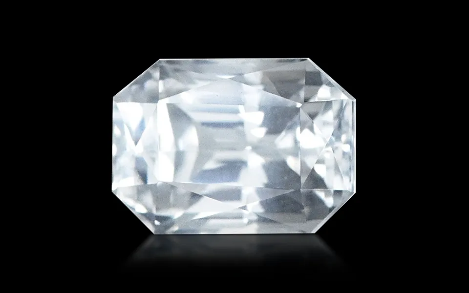 gp90786-1-280122.jpg White Sapphire 8x6 MM - 2.44 Carats - Image 1