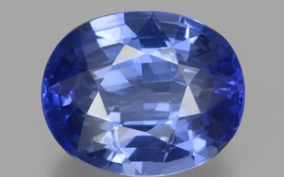 500 (3) 5.96ct Natural Blue Sapphire, Oval Cut, 12.1x9.9 mm - Image 1